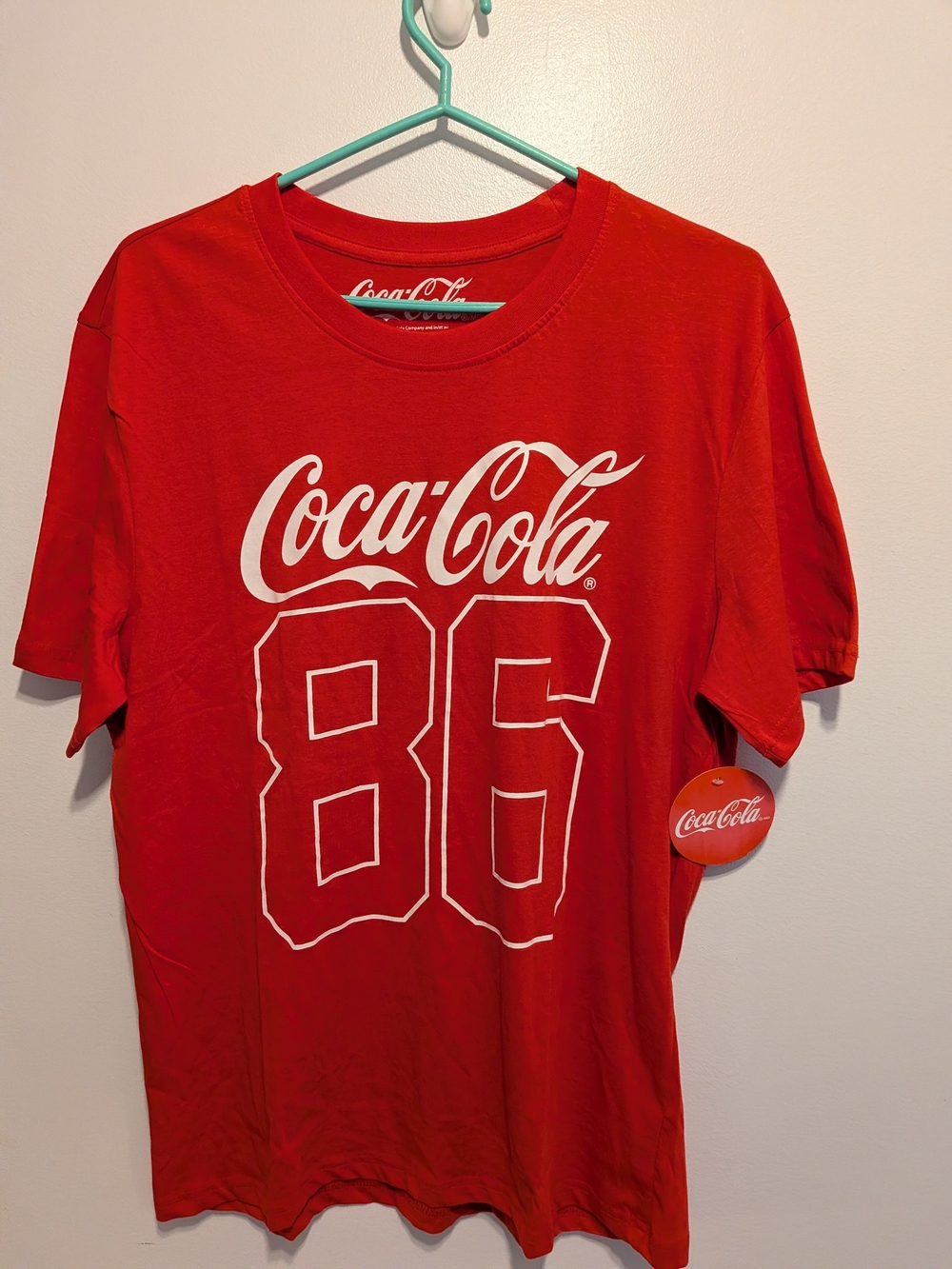 Coca Cola Red Short Sleeve Graphic Tee with White '86 Logo